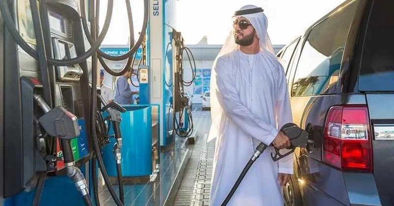 UAE में बढ़ी तेल की कीमत; जुलाई महीने में पेट्रोल के लिए करना होगा अधिक भुगतान, जानिए नया रेट