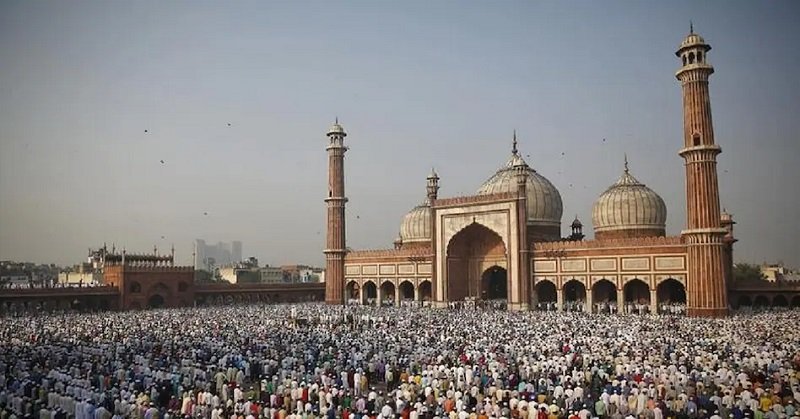 Eid al-Adha 2023: भारत में आज मनाया जा रहा बकरीद का त्योहार, जानिए कुर्बानी के रिवाज के पीछे की क्या है कहानी